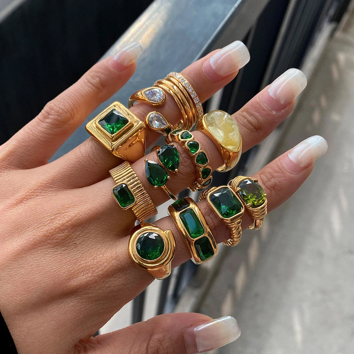 Kika Retro Green Zircon Ring