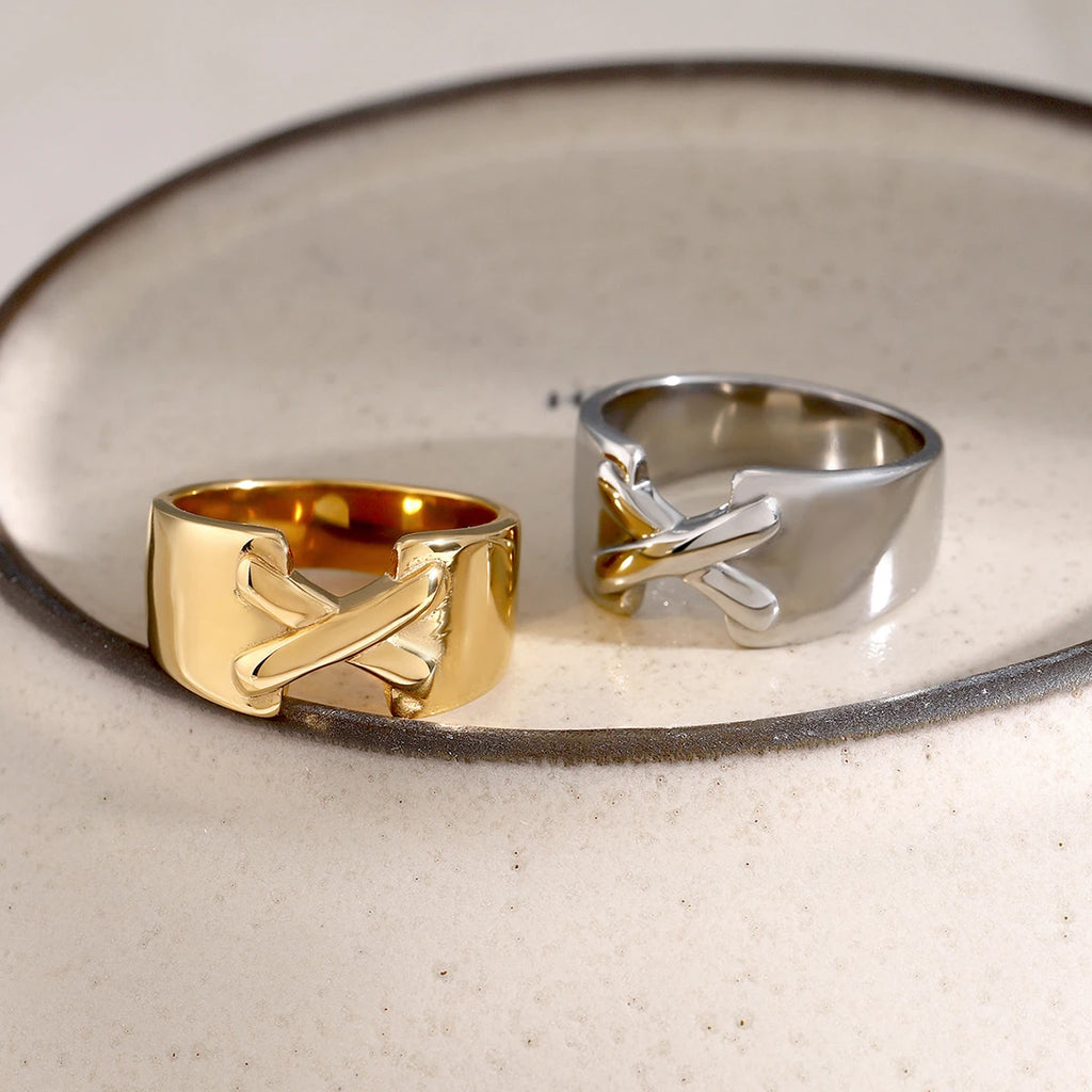 Kika Stainless Steel Band Cross Thick Ring Metal High Quality 18K Gold Plated Hypoallergenic Waterproof Fashion Jewelry Gift