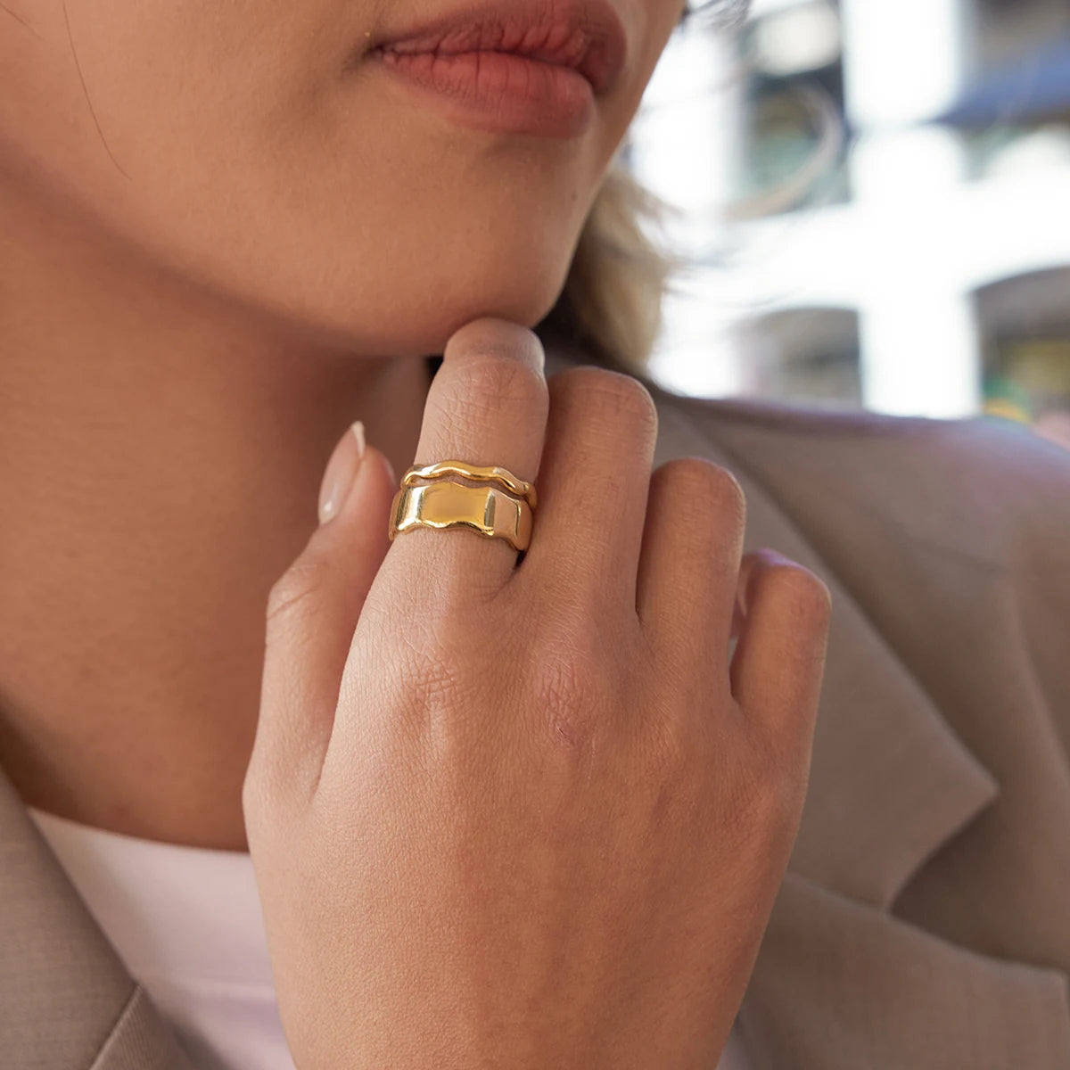 Kika Geometric Wave Shaped Double Layers Open Ring
