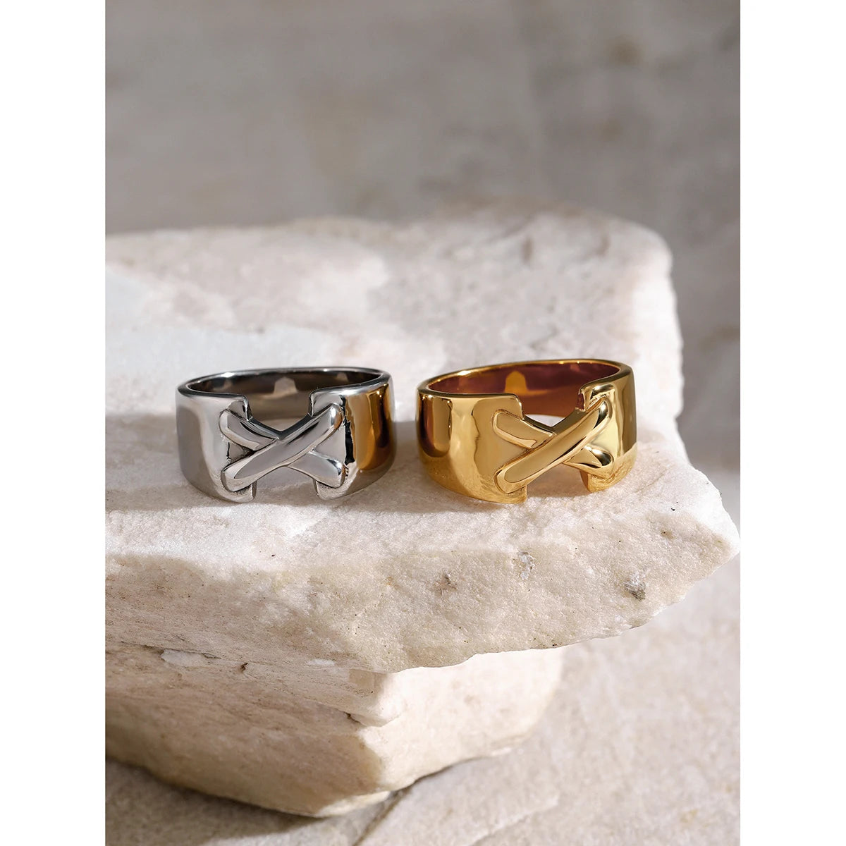 Kika Stainless Steel Band Cross Thick Ring Metal High Quality 18K Gold Plated Hypoallergenic Waterproof Fashion Jewelry Gift