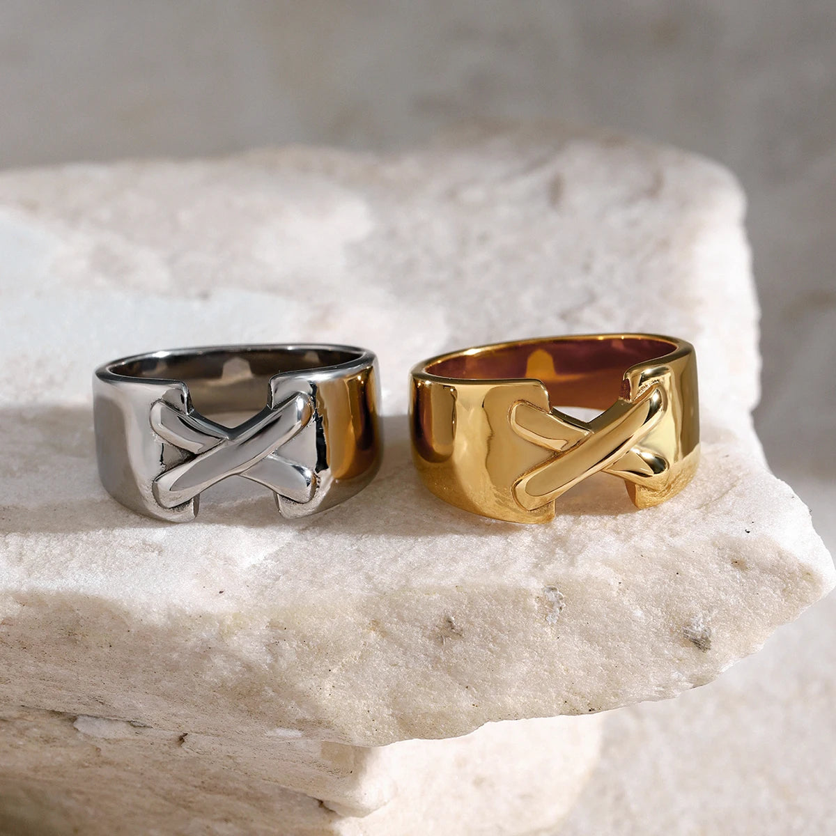 Kika Stainless Steel Band Cross Thick Ring Metal High Quality 18K Gold Plated Hypoallergenic Waterproof Fashion Jewelry Gift