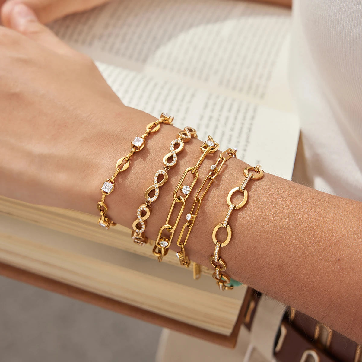 Kiak Classic Geometric Chain Bracelet 18K Gold PVD Plated Stainless Steel 316L