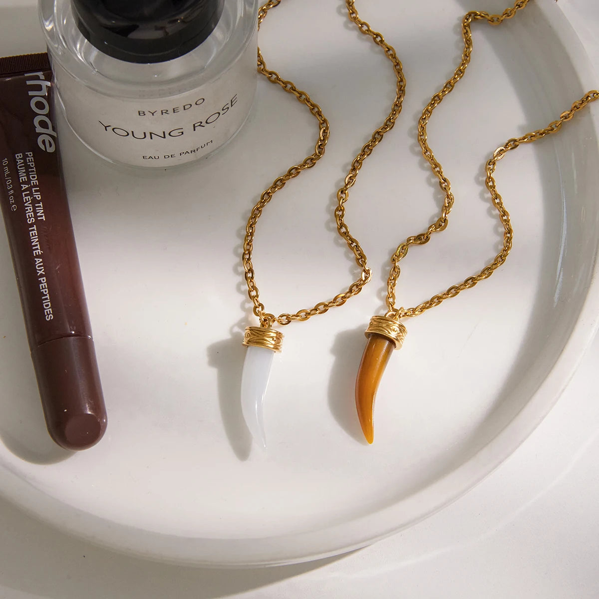 Vintage White Brown Resin Ox Horn Pendant Cross Chain Necklace
