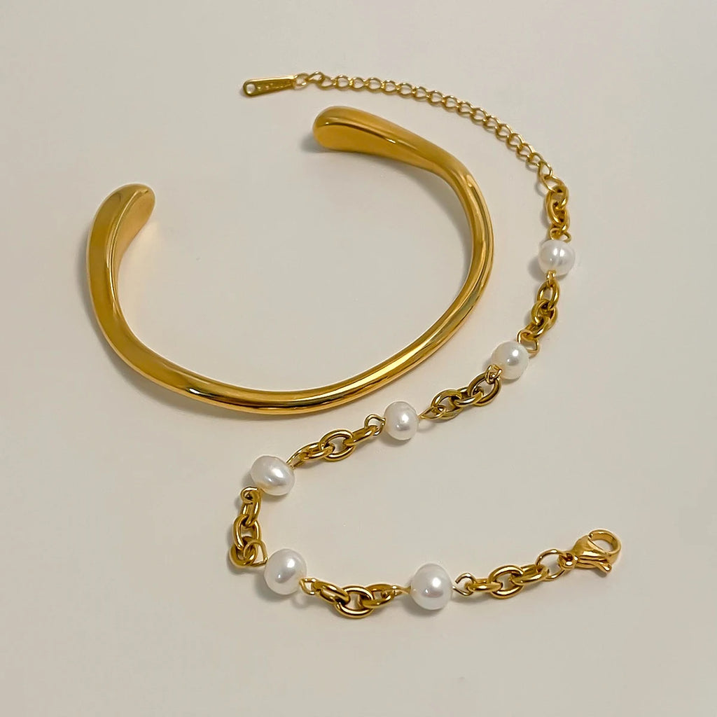 Kika Women's Jewelry Set Pearl Chain Gold Bracelet Adjustable Stackable Bracelet Love Earrings Gift for Her