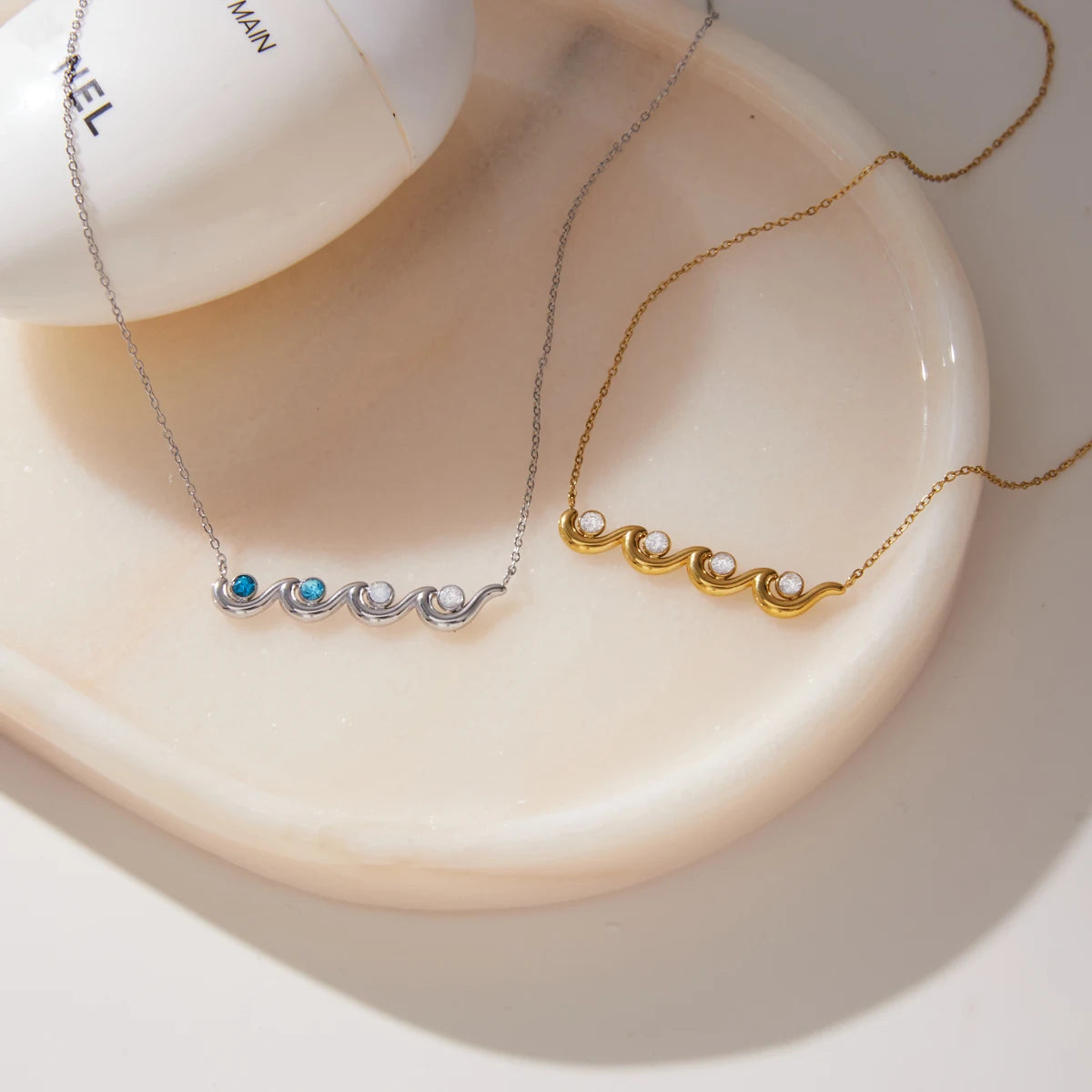 Kika Elegant White Blue Zircon Wave Shape Pendant Necklace