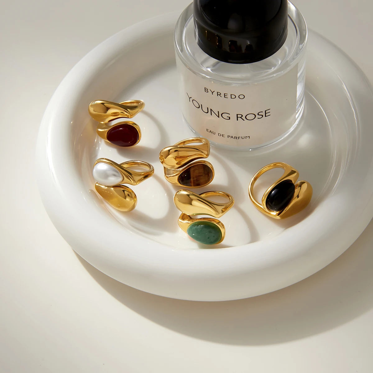 Kika Water Droplet Inlaid Imitation Pearl Asymmetric Opening Ring