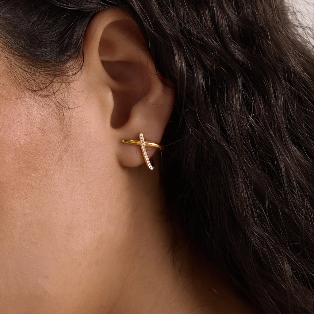 Kika Classic Crossed C Shape Stud Earrings Minimalist 18K Gold Plated Stainless Steel 316L