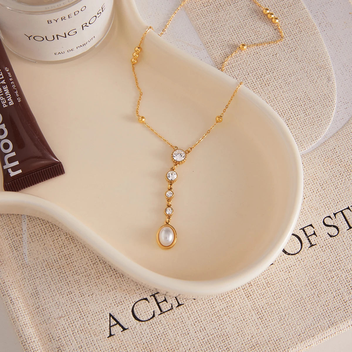 Kika Classic Plated Gold Color Stainless Steel Imitation Pearl Y-Shaped Chain Necklace