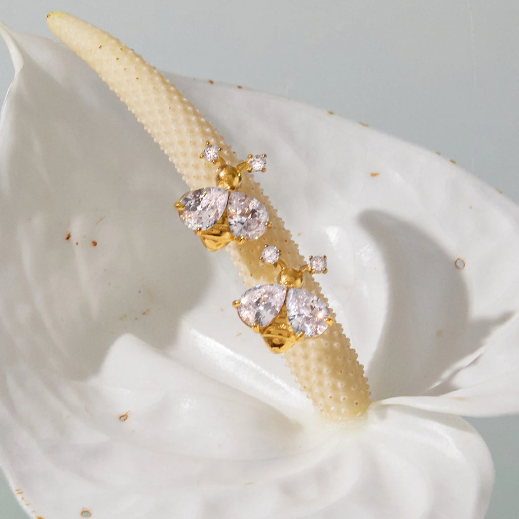 KIKA Classic Personality 18K Gold Color PVD  Plated Inlay White Zircon Bee Earrings Hypoallergenic Stainless Steel 316L