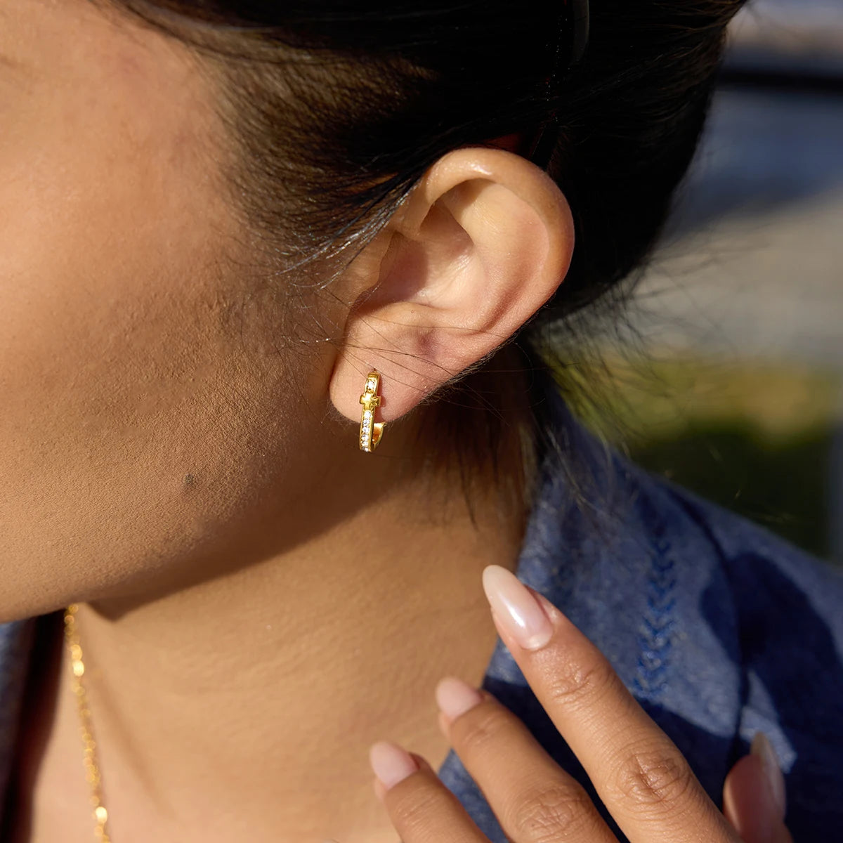 Kika Geometric Square White Rhinestone Earring