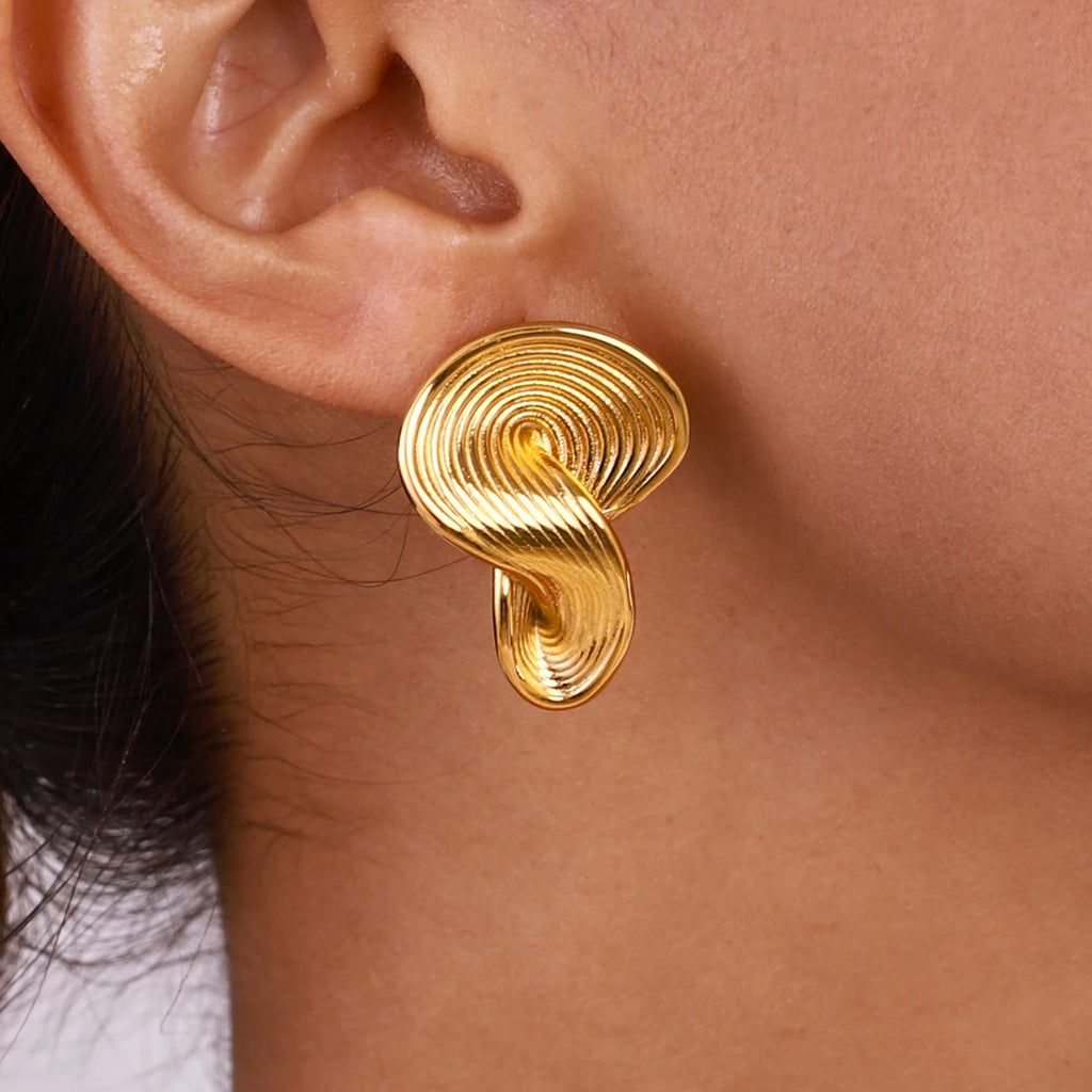 Twisted Ribbed Earrings Dainty