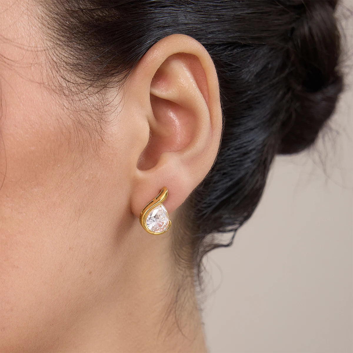KIKA Elegant Water Drop Zircon Stud Earrings For Women Minimalist 18K Gold PVD Plated Stainless Steel Earrings Fashion Jewelry