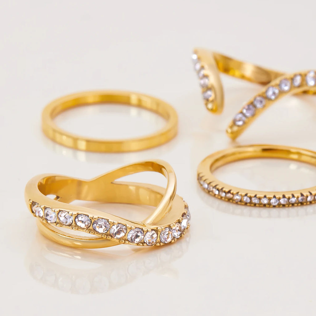 Kika Plain Ring Rhinestone Ring