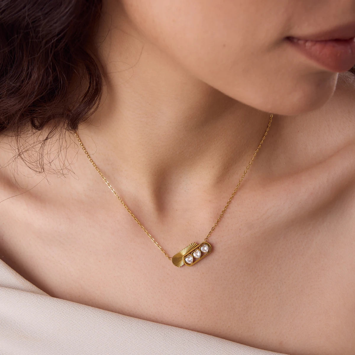 Kika Geometric Heart Zircon Pendant Necklace Minimalist 18K Gold PVD Plated Stainless Steel 316L