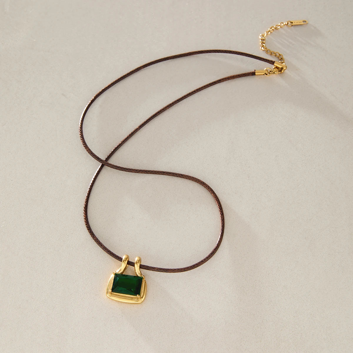 KIKA Elegant Green Zircon Pendant Rope Chain Necklace For Women 18K Gold PVD Plated Stainless Steel Necklace Fashion Jewelry