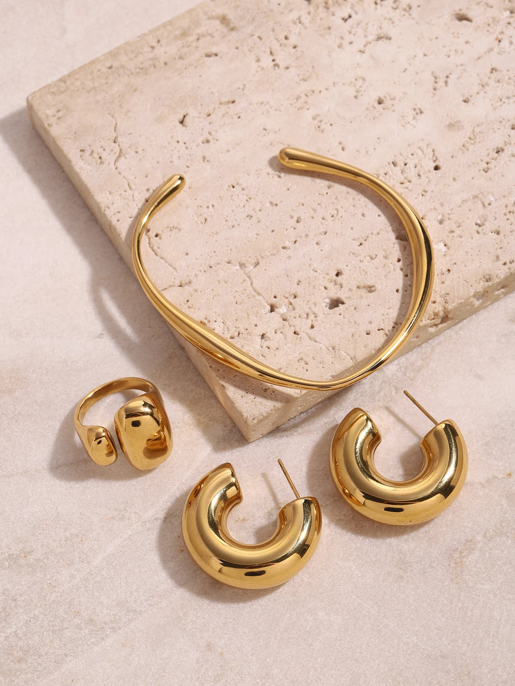KIKA Classic Round Rings PVD Gold Plated Stainless Steel 316L
