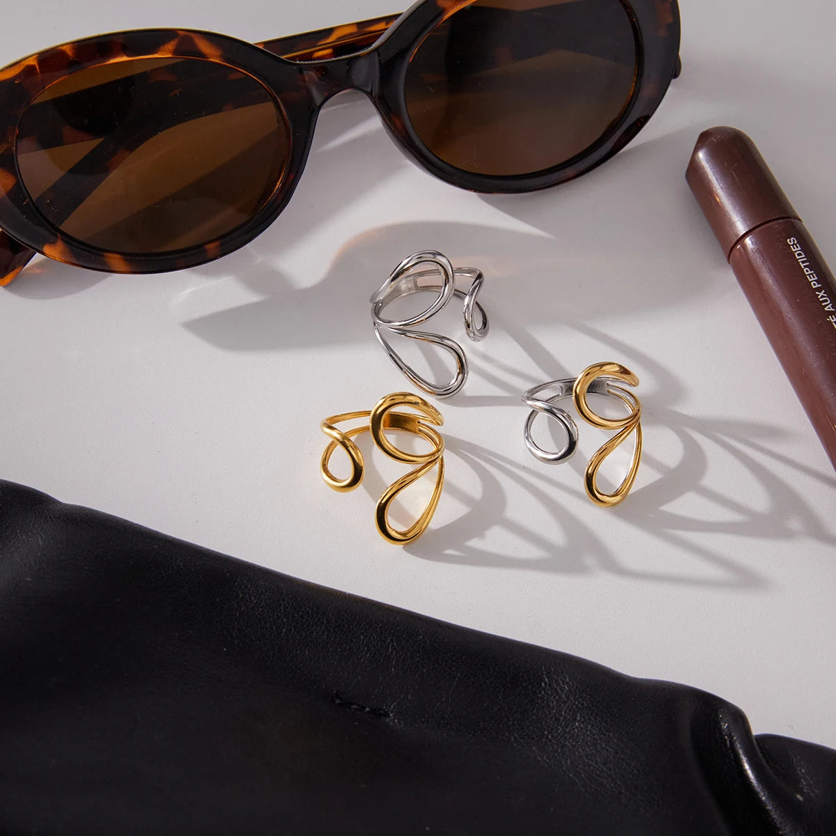 Kika Irregular Line Design With Adjustable Opening Ring