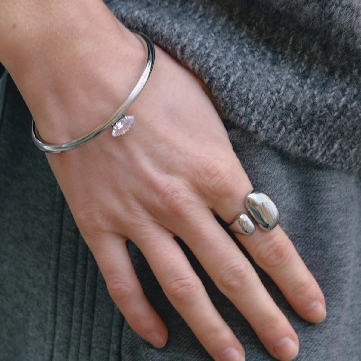 Plated Spring Geometry Titanium Steel Bracelet