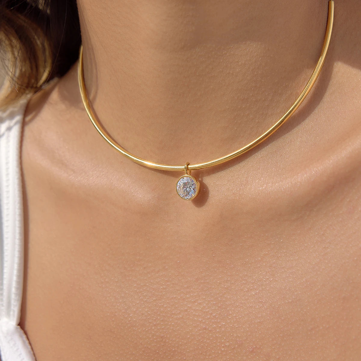 Classic Gold Color Geometric White Zircon Choker Necklace