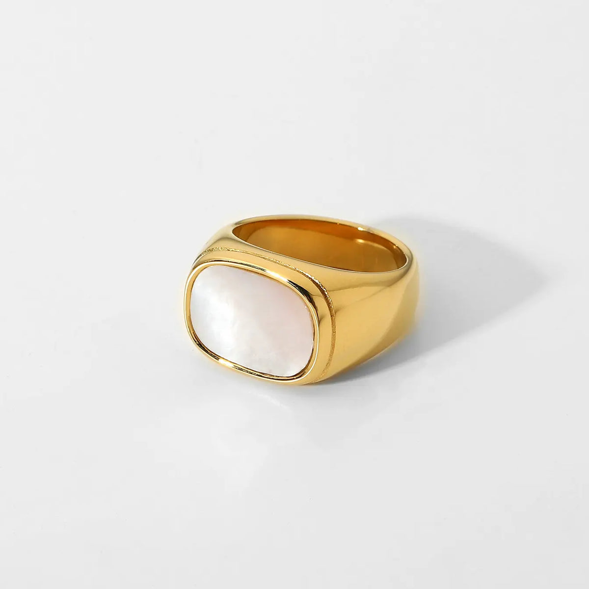 Kika Freshwater Pearl Zircon Ring