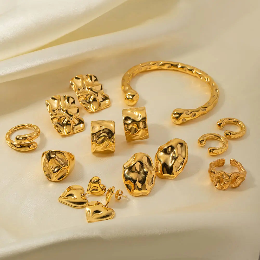 Irregular Square Hammer Heart Earrings