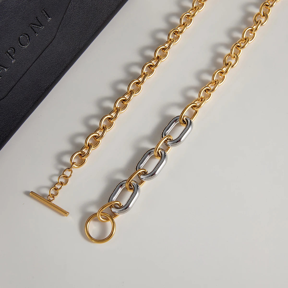 Kika Minimalist 18K Plated Gold And Silver Color Blocked Basic Chain Ot Buckle Necklace
