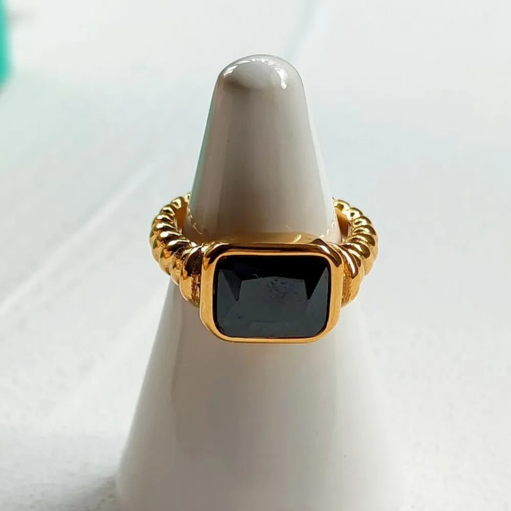 Kika Vintage Black stone 18K Gold Plated Stainless Steel Square Cz Rings For Women Moms Gift Elegant Ring WATERPROOF