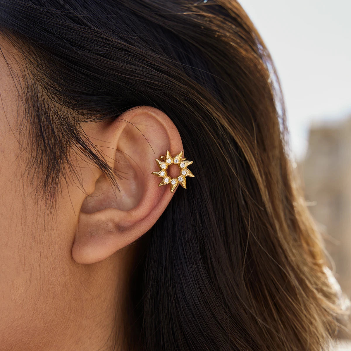 KIKA Classic Minimalist 18K Gold Color PVD Plated Inlay White Rhinestone Sun Shape Ear Clip Hypoallergenic Stainless Steel 316L