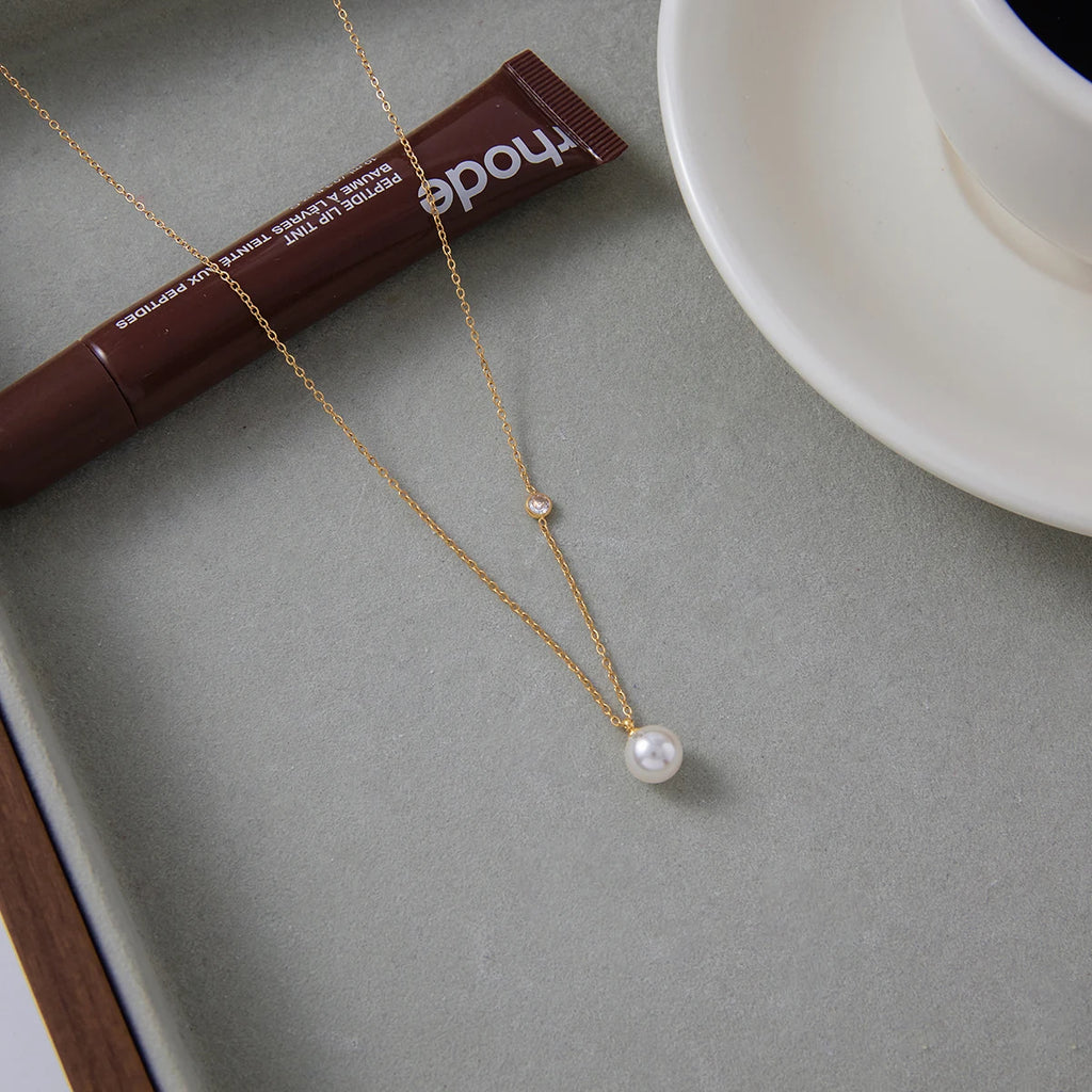Kika Elegant Pearl Pendant Necklace White Round Zircon