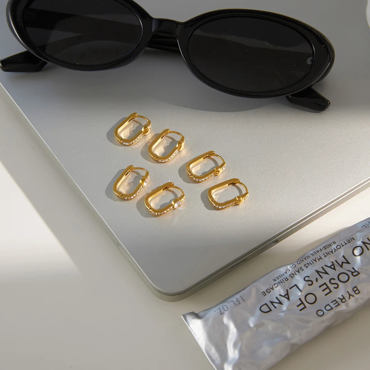 Kika Geometric Square White Rhinestone Earring