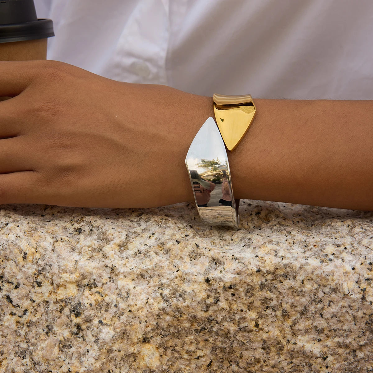 Kika Minimalist Dual Color Light Surface Adjustable Spring Bracelet