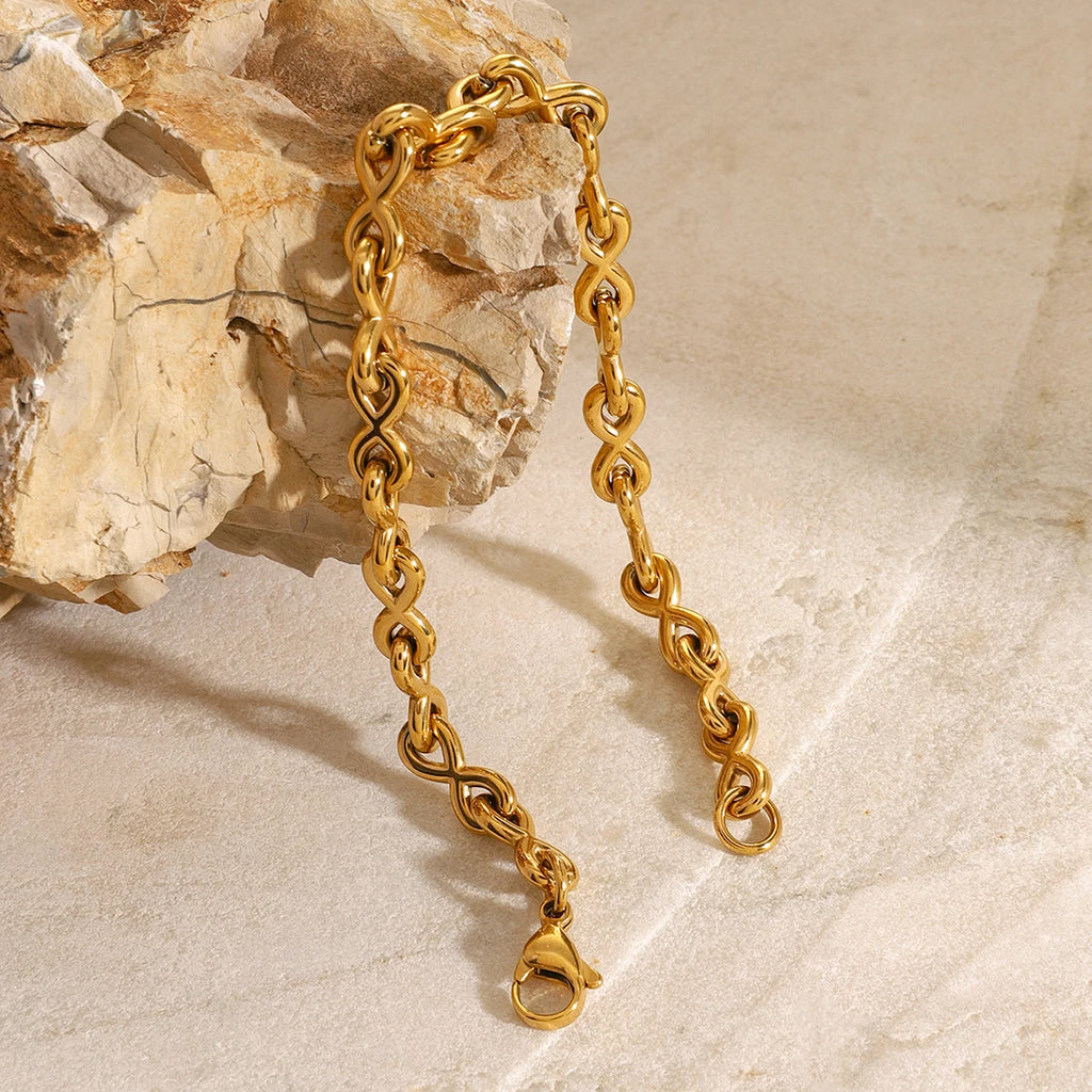 Kika Retro 18K Gold Color Plated Bracelet Stackable Chain Bracelet