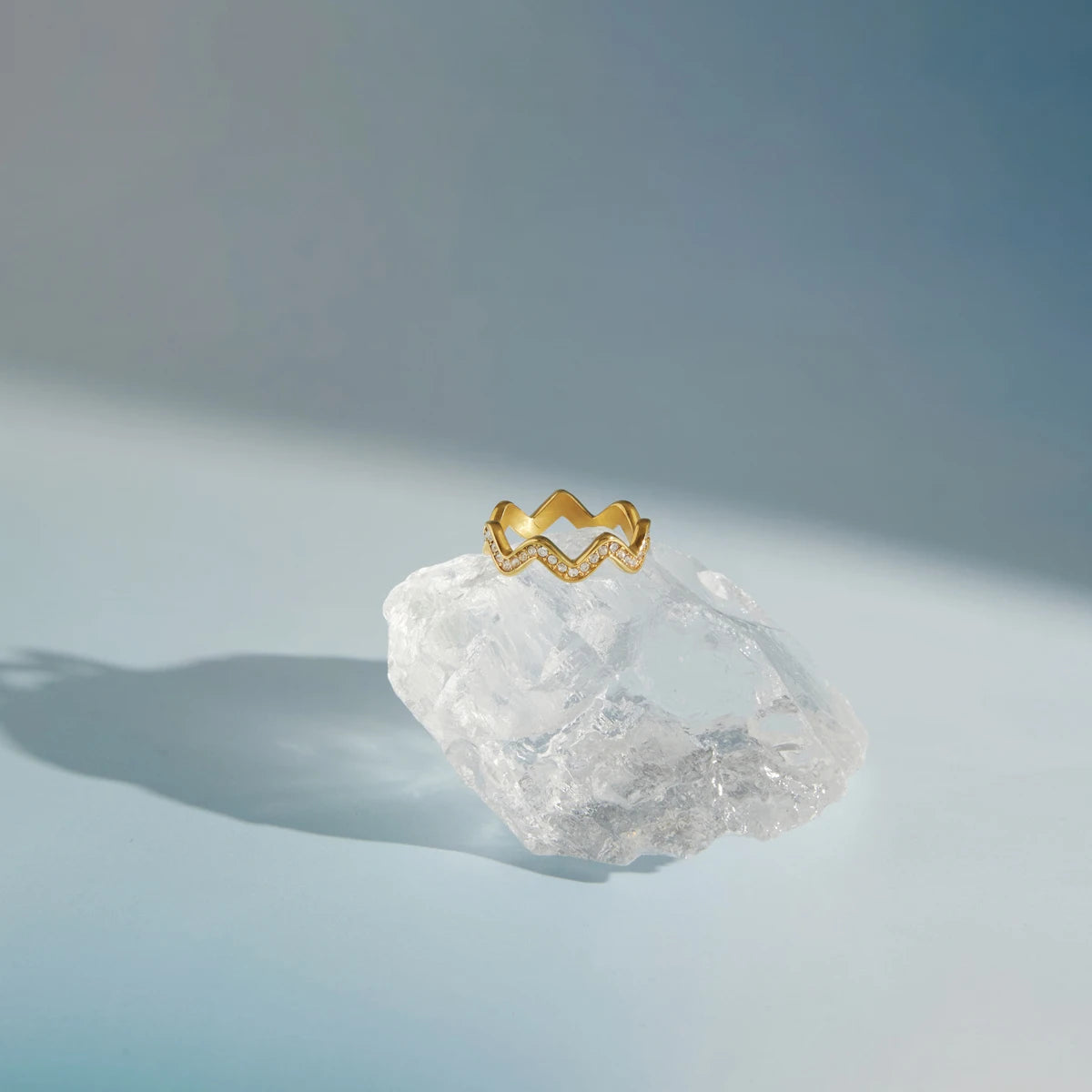 Kika Delicate Irregular Wave Design Ring