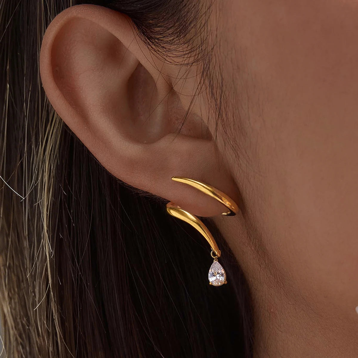 Kika Water Drop Zircon Earrings Minimalist Wave Shape 18K Gold PVD Plated Stainless Steel 316L