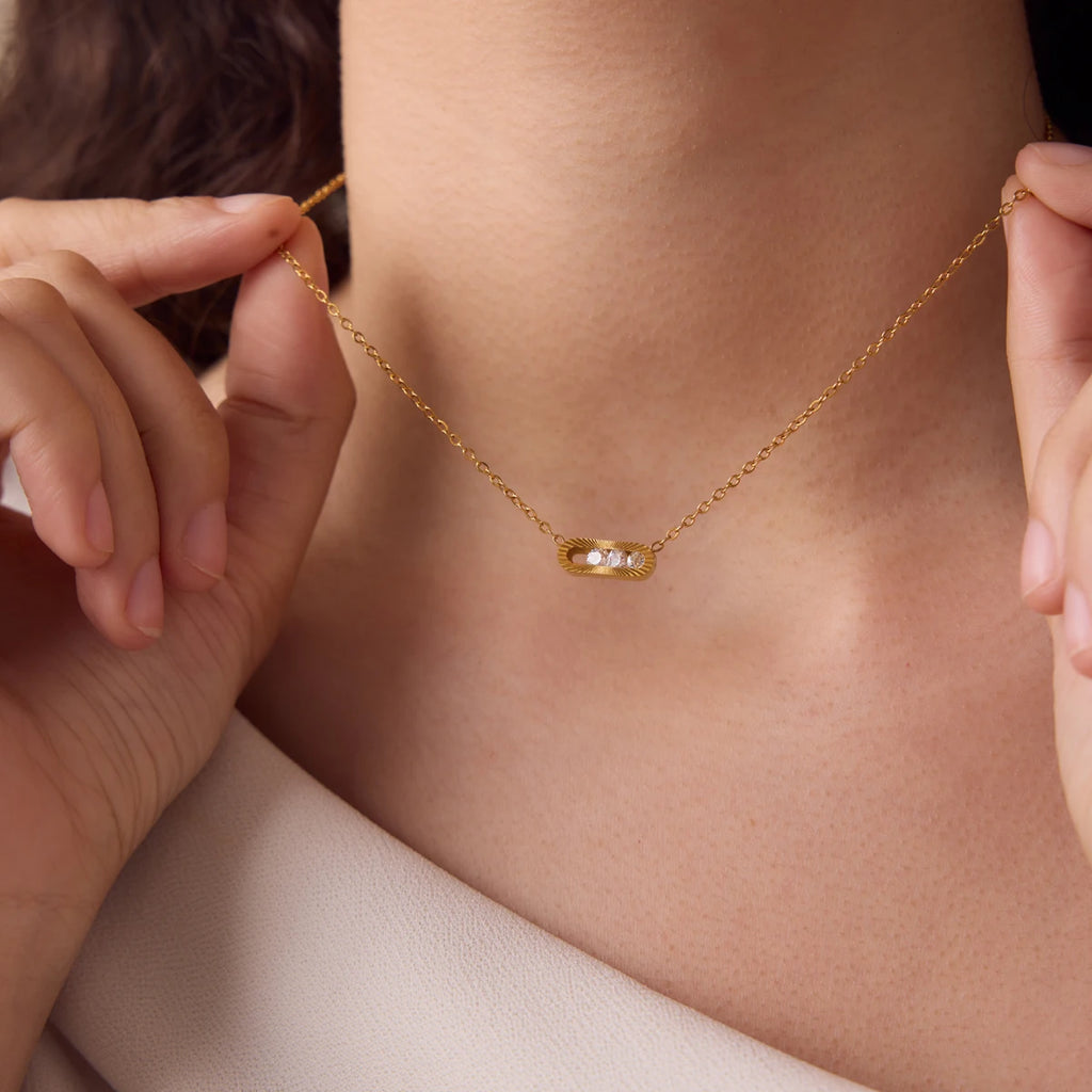 Kika Slideable Zircon Pendant Necklace Minimalist 18K Gold PVD Plated Stainless Steel 316L