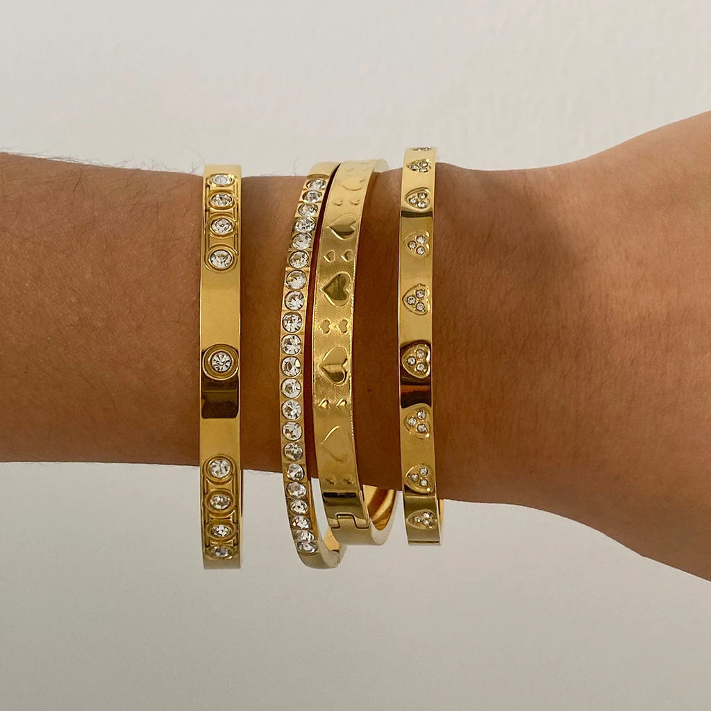 Zircon Bangle Heart Bracelet