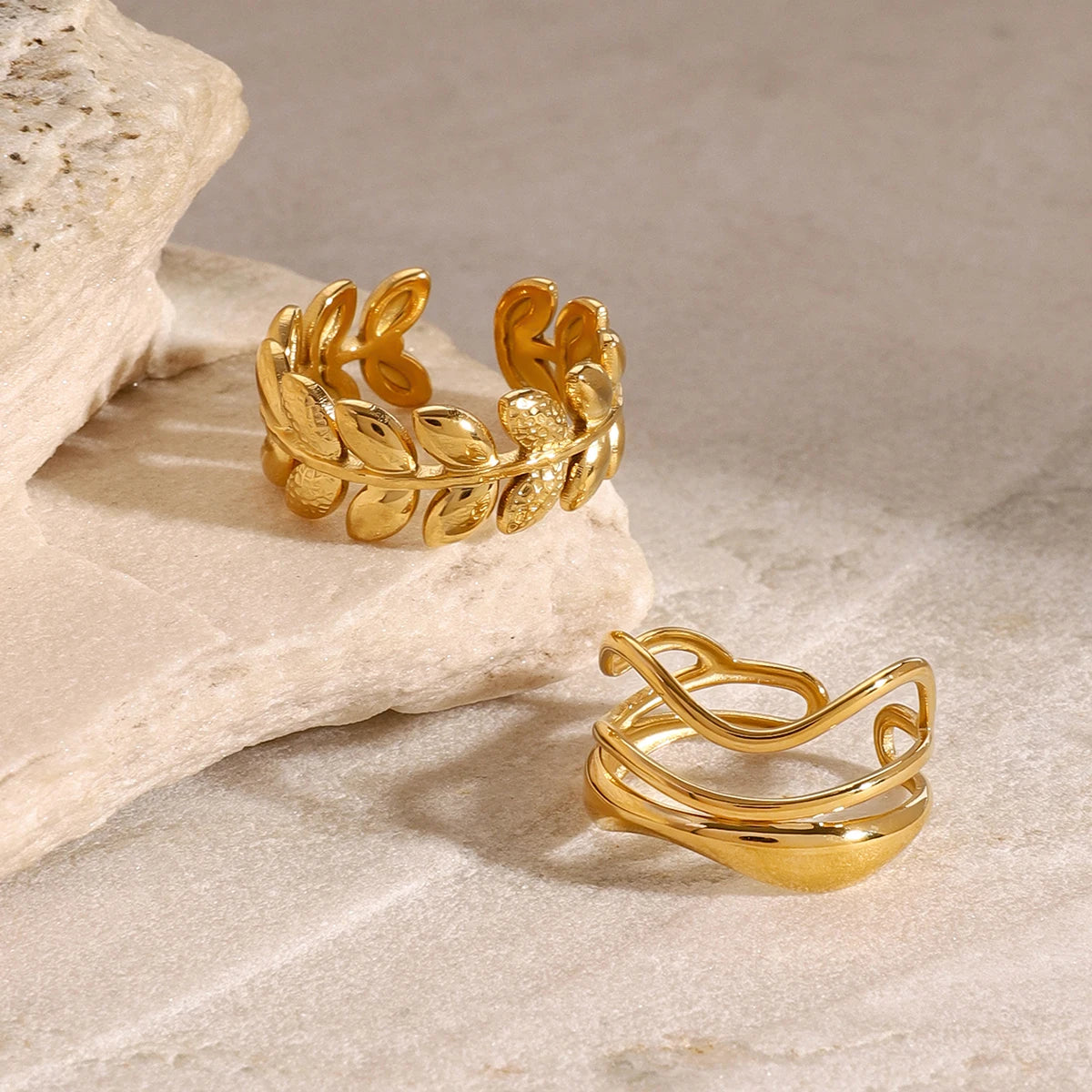Exquisite And Fashionable Leaf Texture Layered Ring