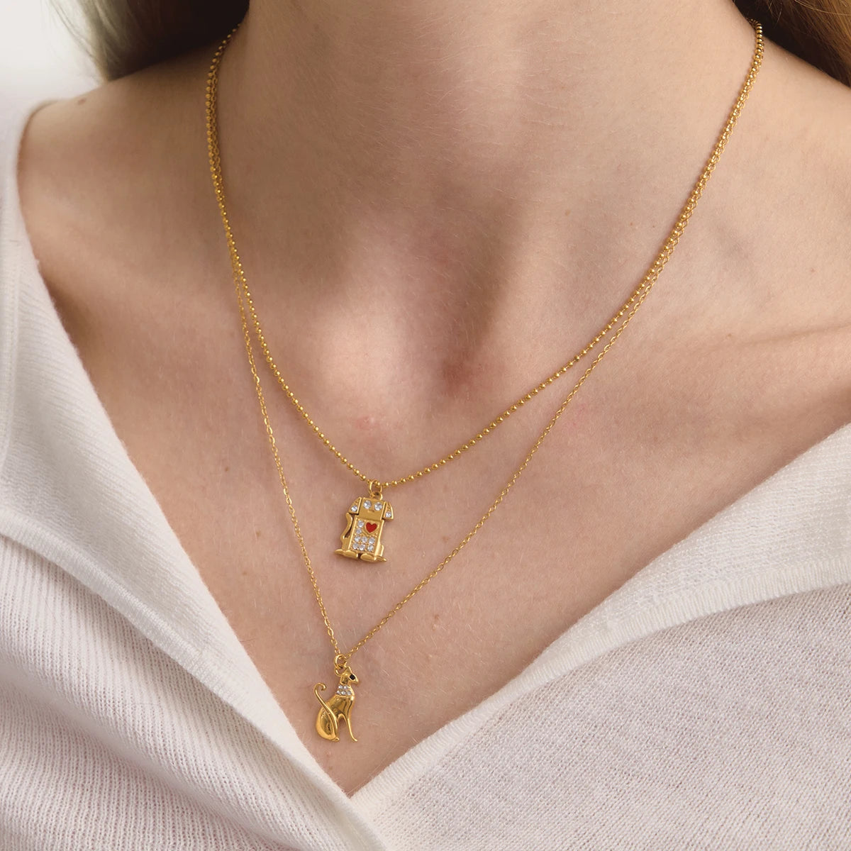 Cute Hug Dog Cat Pet Pendant Rhinestone Necklace
