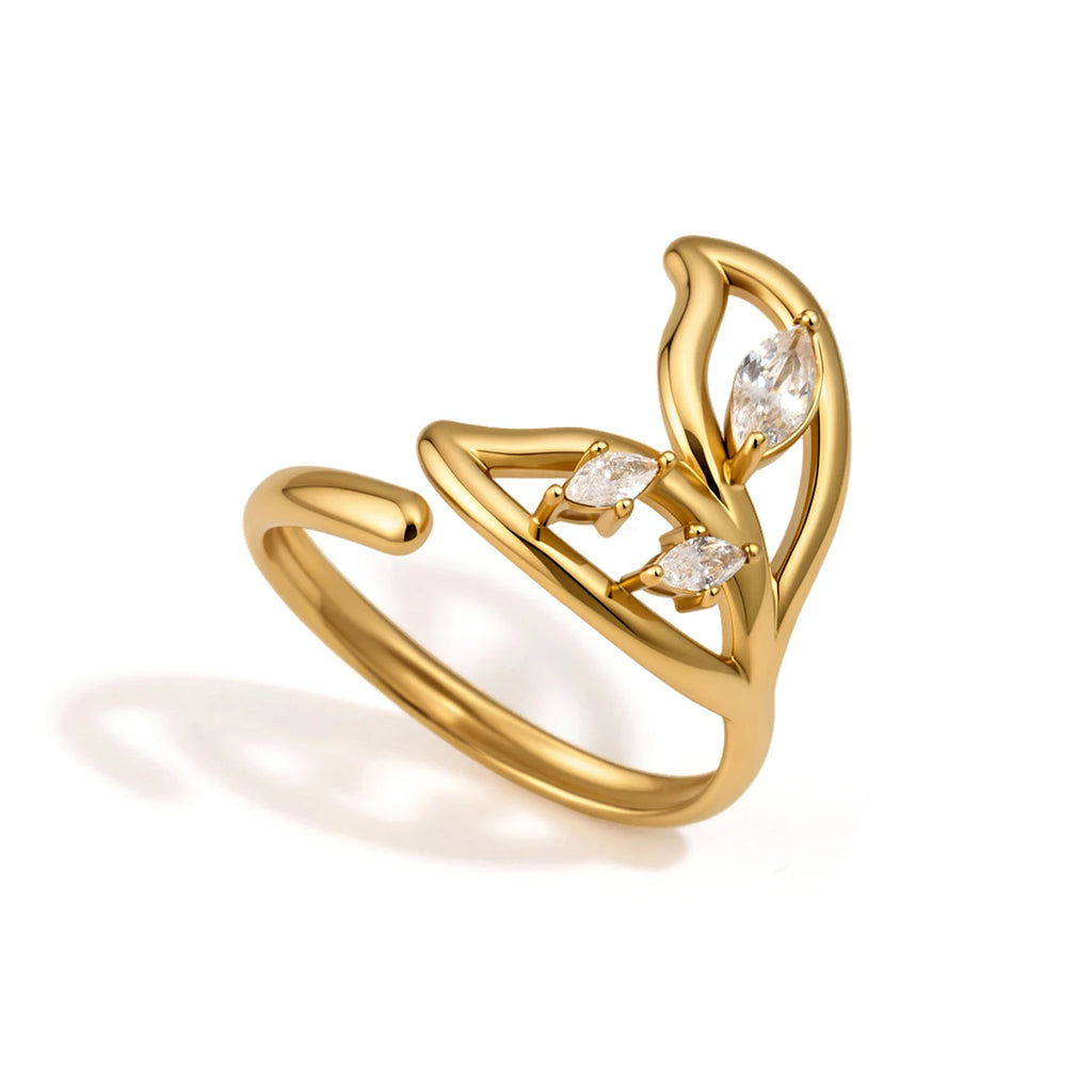 Kika Delicate Fish Tail With White Zircon Opening Ring