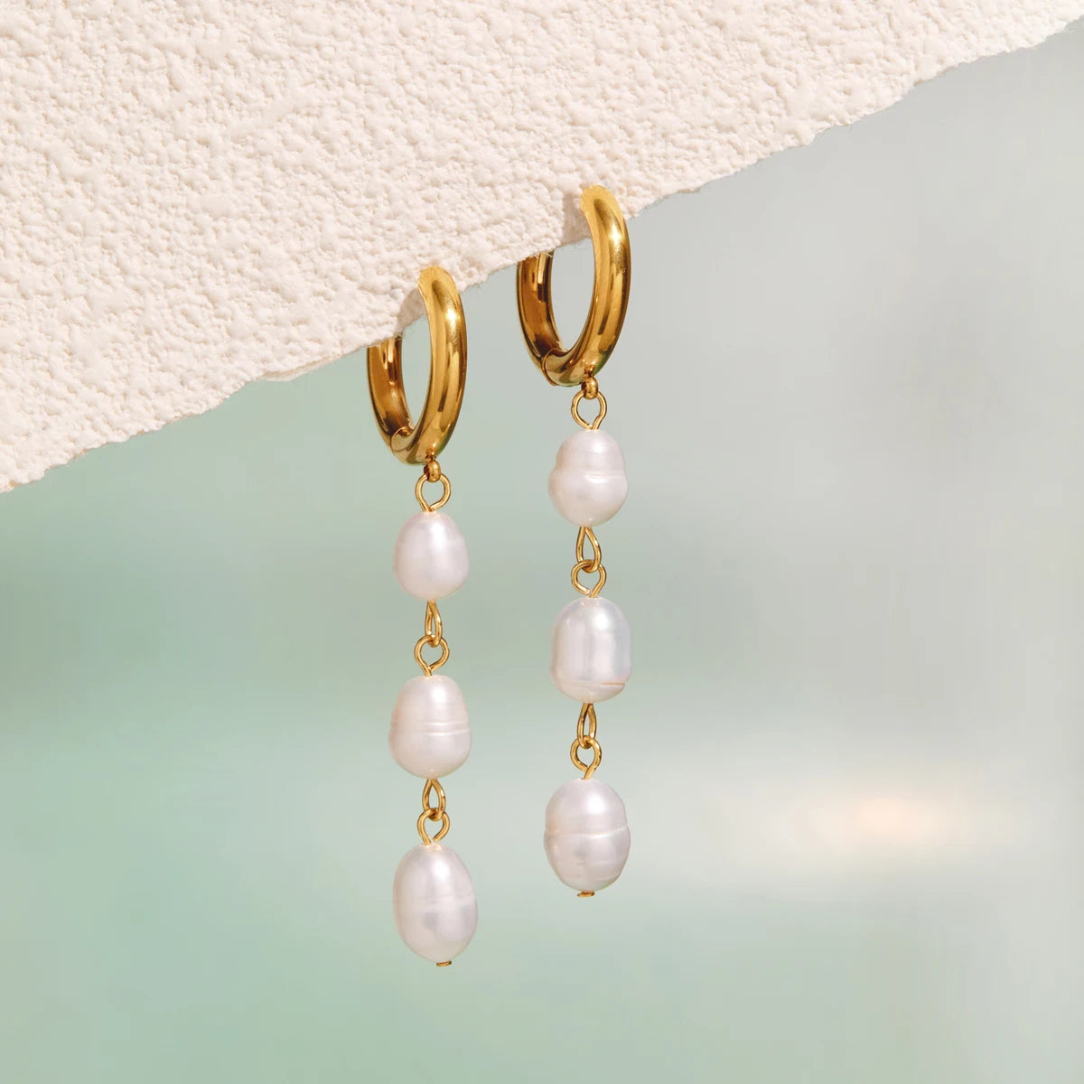 KIKA Elegant Freshwater Pearl Drop Earrings For Women Minimalist 18K Gold PVD Plated Stainless Steel Earrings Fashion Jewelry