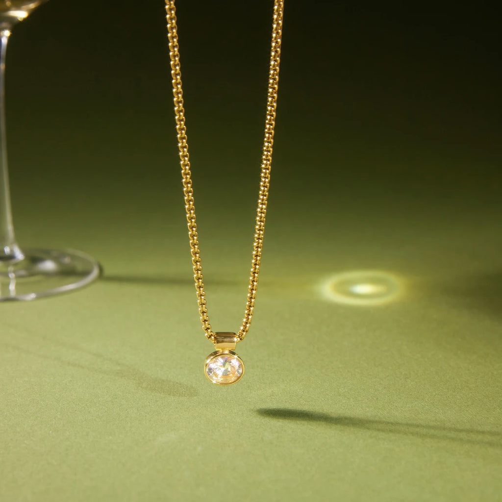 Classic White Egg-Shaped Zircon Pendant Necklace