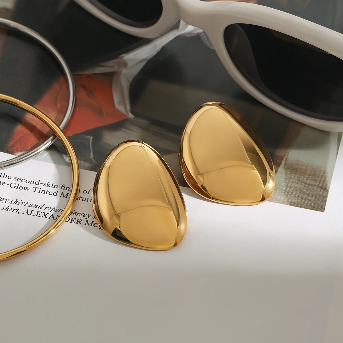 Minimalist Smooth Geometry Earrings