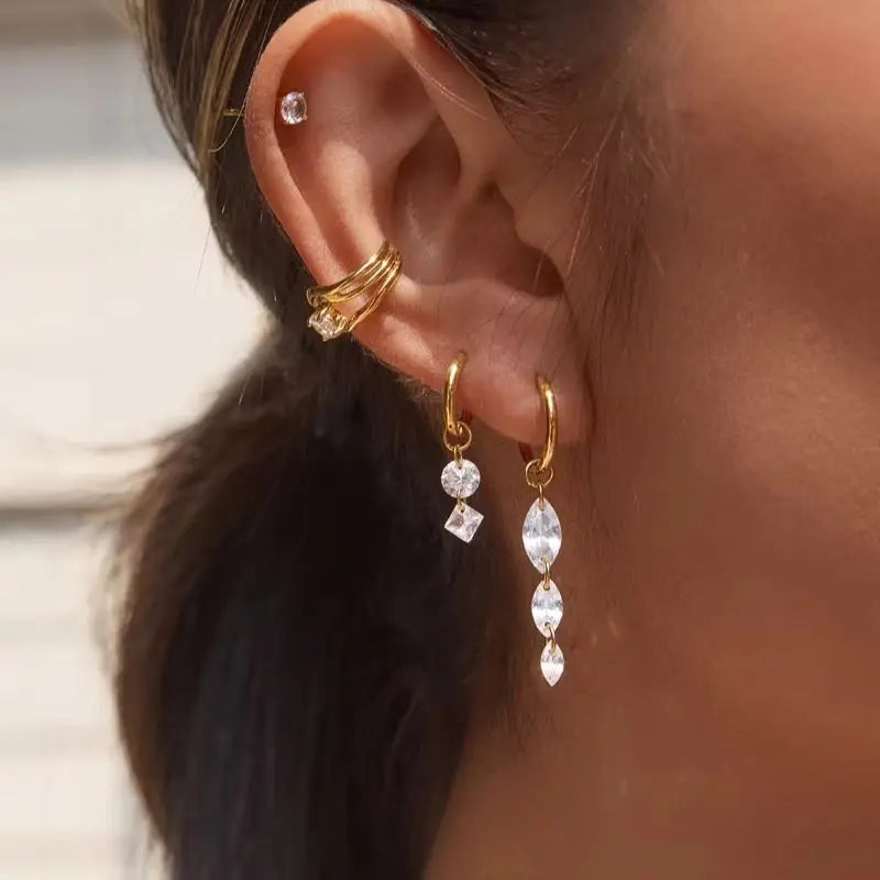 KIKA 1 PC White Zircon Non-piercing Ear Clip  PVD Plated Stainless Steel 316L