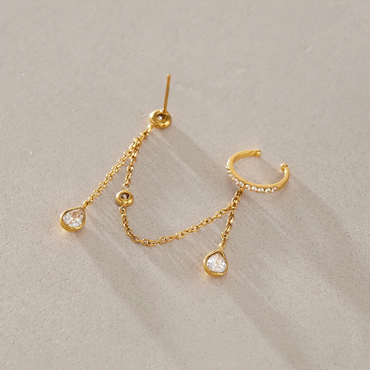 Kika 1 PC Delicate Zircon Chains Tassel Earring Gold PVD Plated Stainless Steel 316L