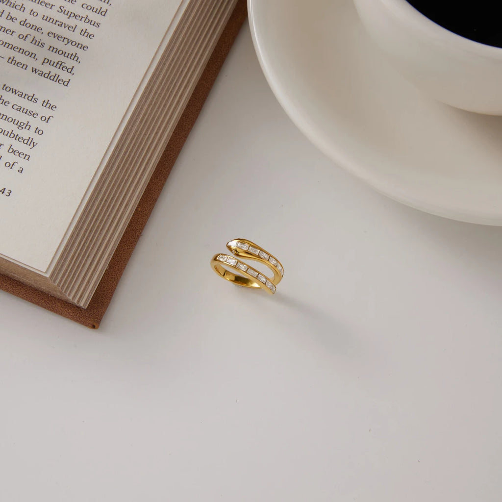 Kika Classic Full Crystal Snake Shape Open Rings