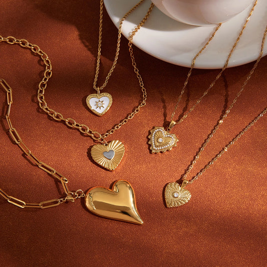 Kika Ribbed Heart Shaped Pendant Necklace