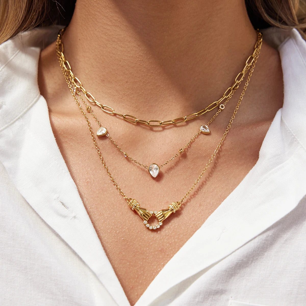 kika White Rhinestone Friendship Hand Shape Round Hollow Out Necklace