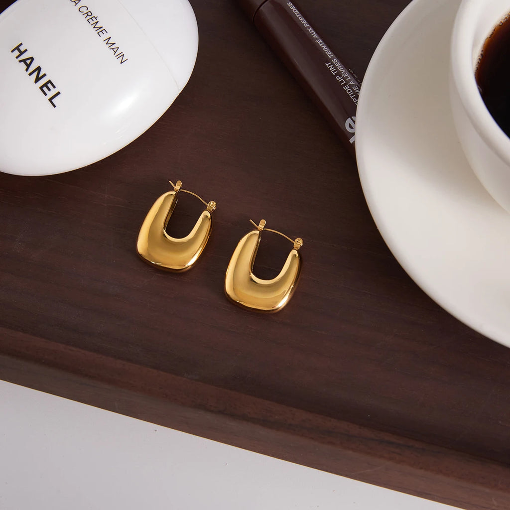 Classic Smooth Geometry U-Shaped Earrings