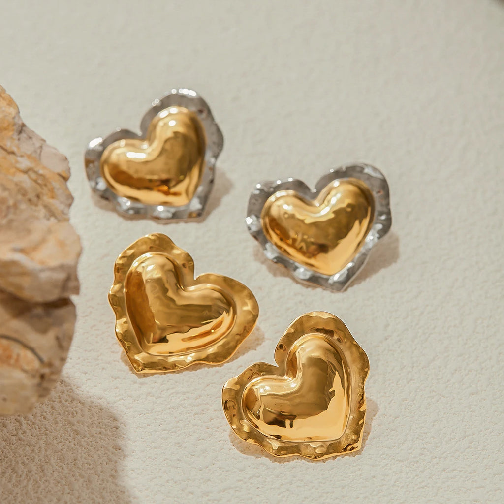 Hammer Pattern Fat Drum Heart Ear Studs