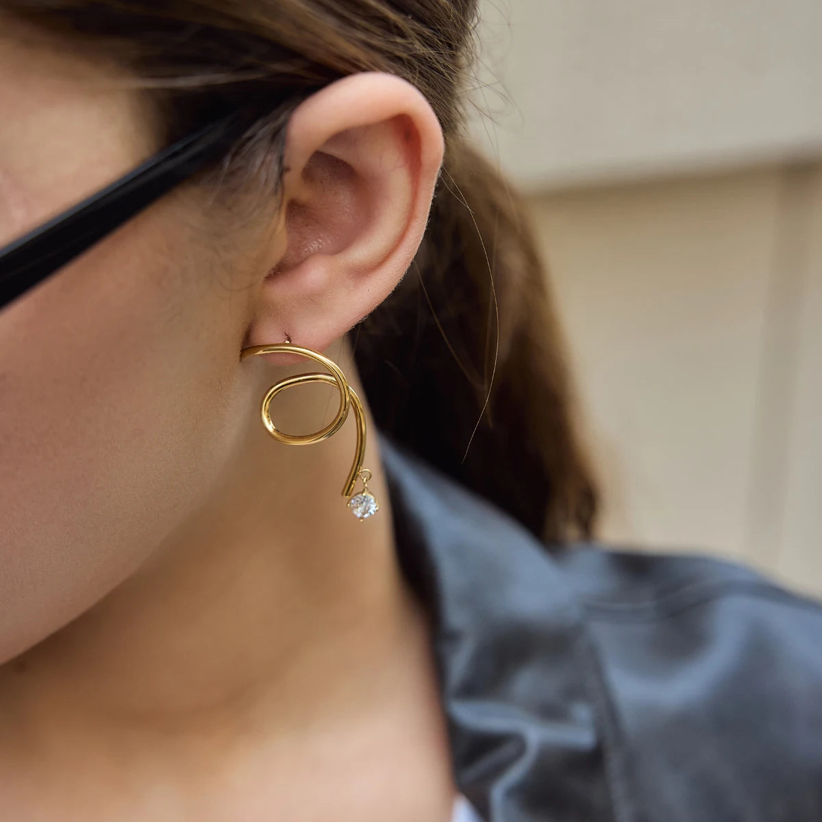 Kika Asymmetric Water Drop Round Zircon Spiral Stud Earrings